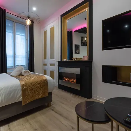 Chic Proche Bellecour Avec Parking Apartment *