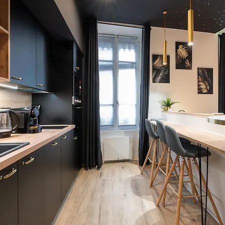 Apartment Chic Proche Bellecour Avec Parking *